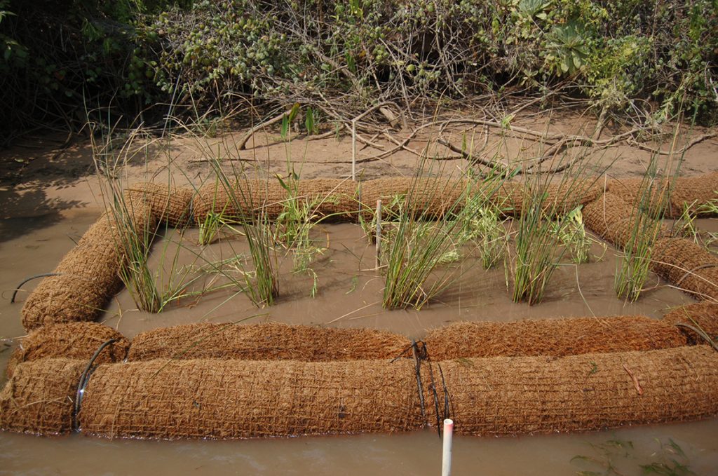 soil confinement